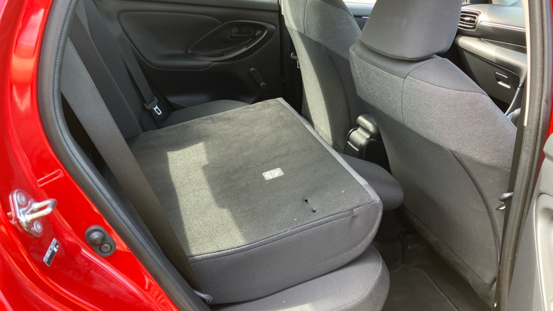 Toyota Yaris 1.5 Hybrid Icon 5dr CVT Hybrid Hatchback